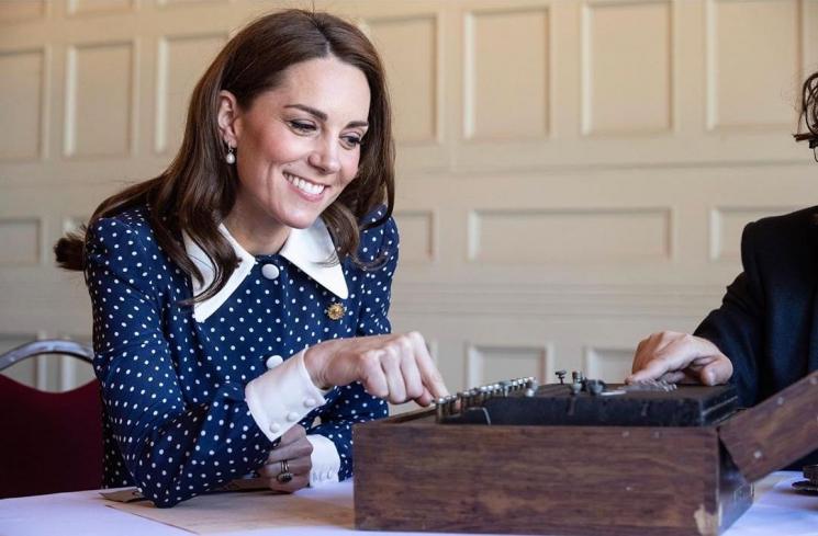 Princess Catherine’s Soft Green Fashion Moment: A Refreshing Display of Timeless Style