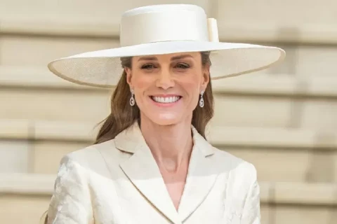 The Tiny Royal Fashion Gesture That Made This Elegant Tennis-Day Look Feel So Memorable